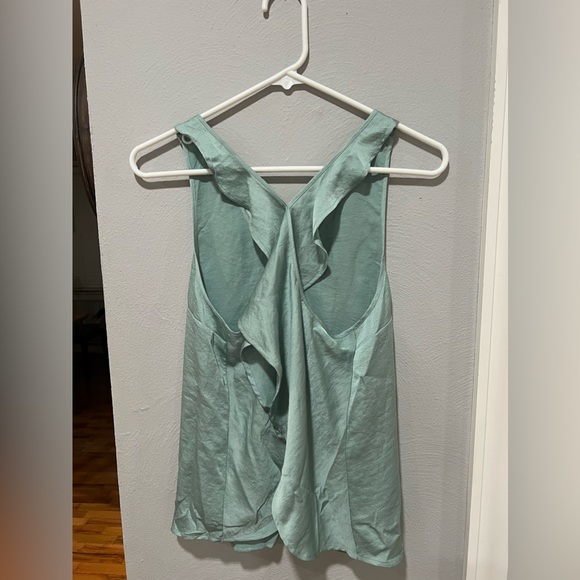 Express Flowy Tank - Picture 3 of 5